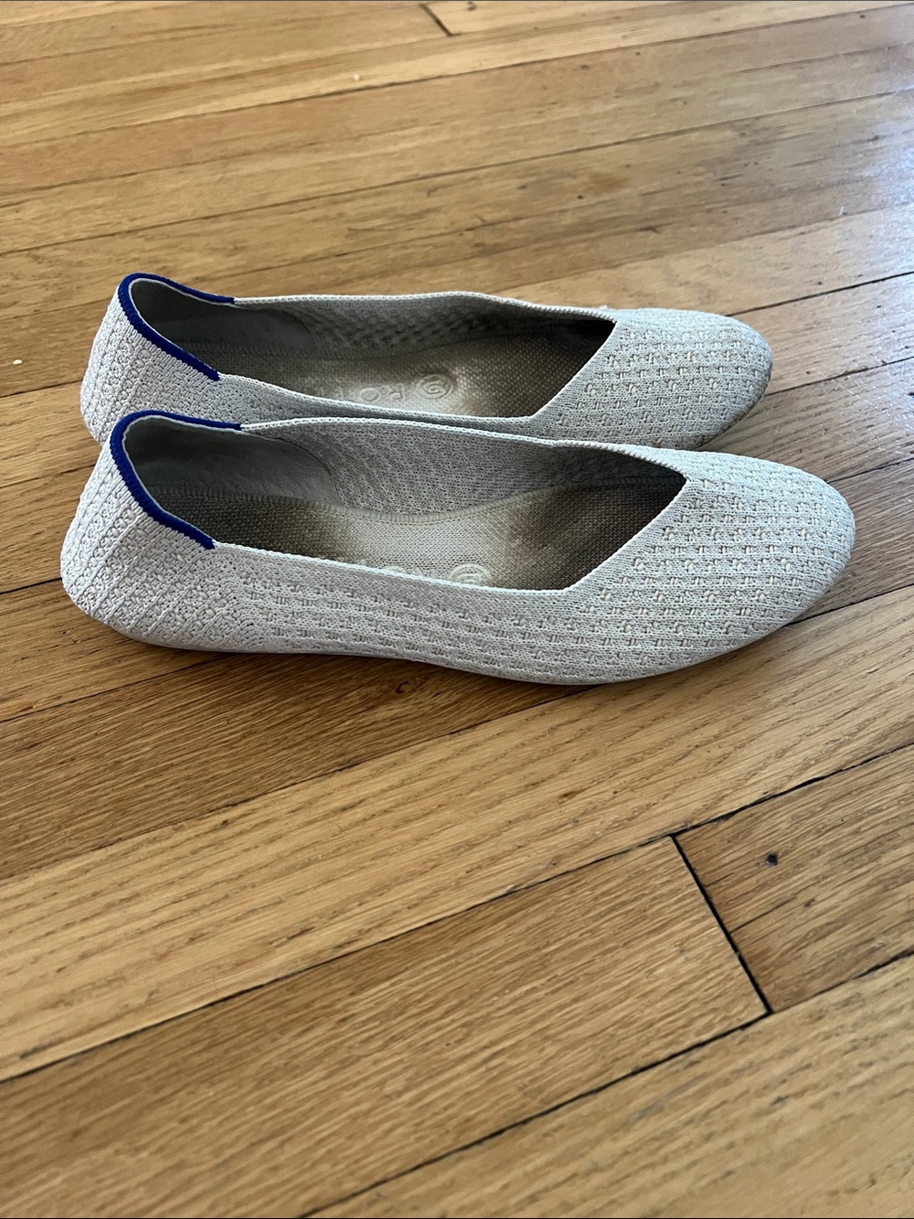 Rothy's White Knit Flats with Blue Heel Trim size 7.5